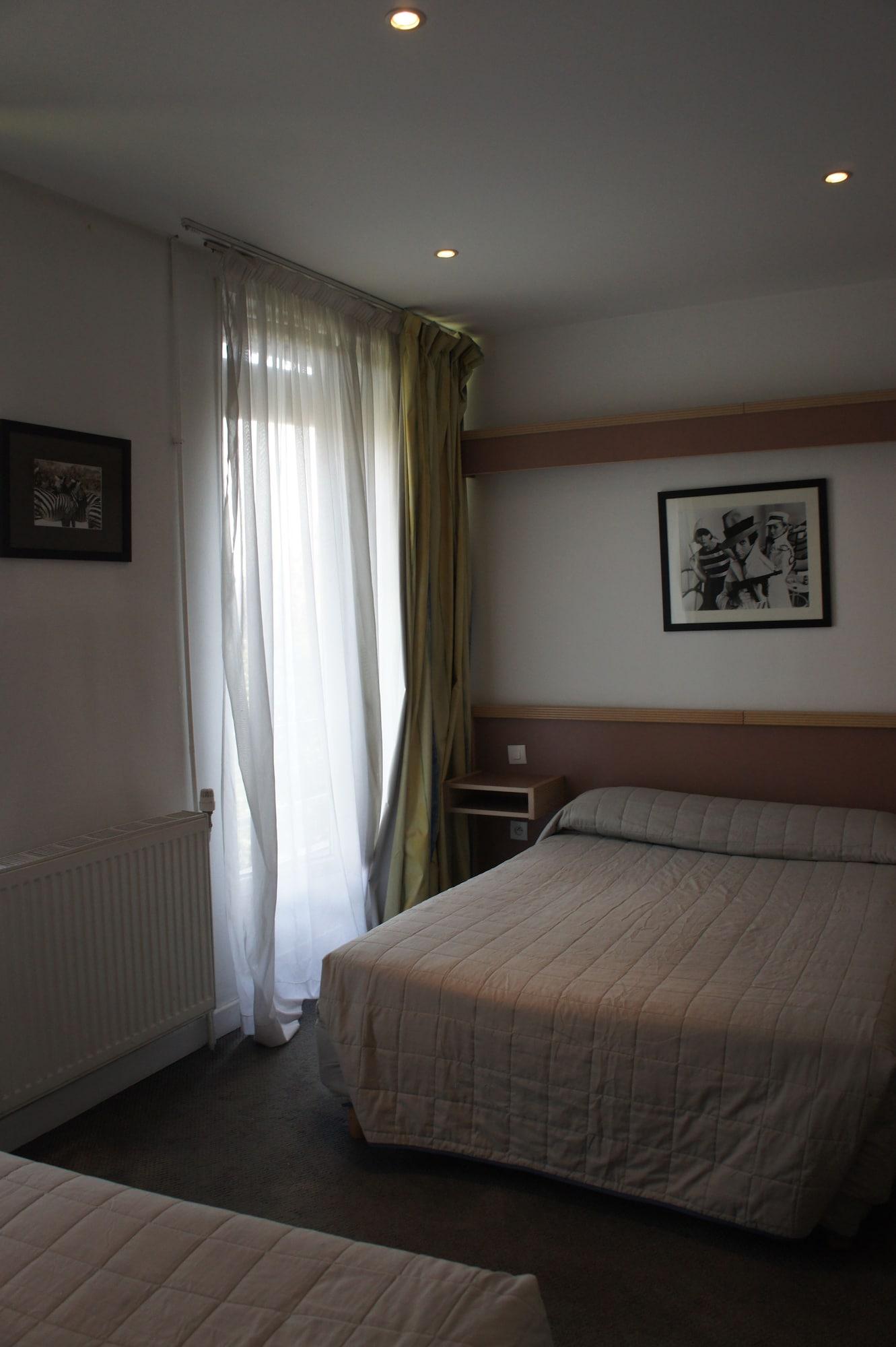 Hôtel Edgar Quinet Paris Exterior foto